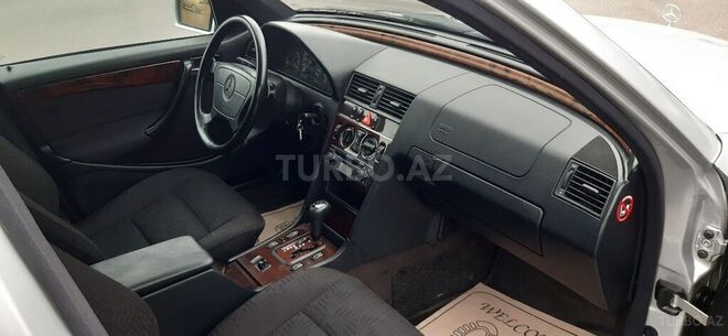 Mercedes C 200 1998, 155,000 km - 2.0 l - Gəncə