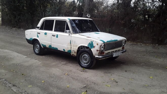 LADA (VAZ) 21011 1983, 881,000 km - 1.5 l - Gəncə