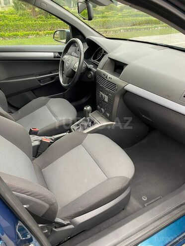 Opel Astra 2006, 185,000 km - 1.4 l - Gəncə