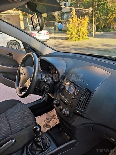Hyundai i30 2008, 182,000 km - 1.4 л - Bakı