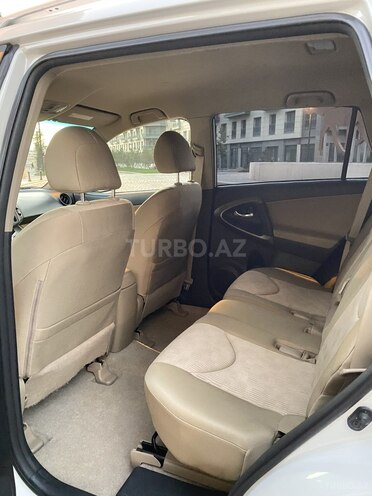 Toyota RAV4 2011, 114,000 km - 2.4 l - Bakı