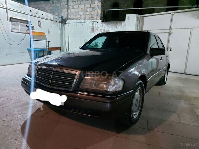 Mercedes C 180 1995, 332,000 km - 1.8 l - Bakı