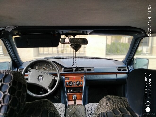 Mercedes E 200 1991, 164,840 km - 2.0 l - Şirvan