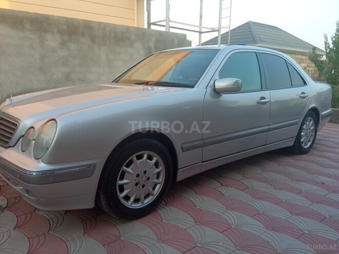 Mercedes E 240 2001, 278,055 km - 2.6 l - Bərdə