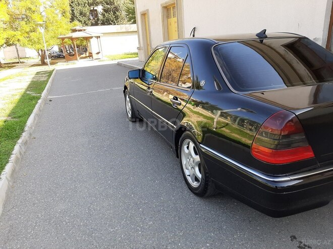 Mercedes C 230 1999, 243,000 km - 2.3 l - Bakı