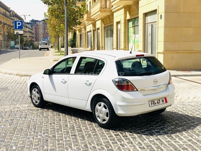 Opel Astra 2008, 165,000 km - 1.4 l - Bakı