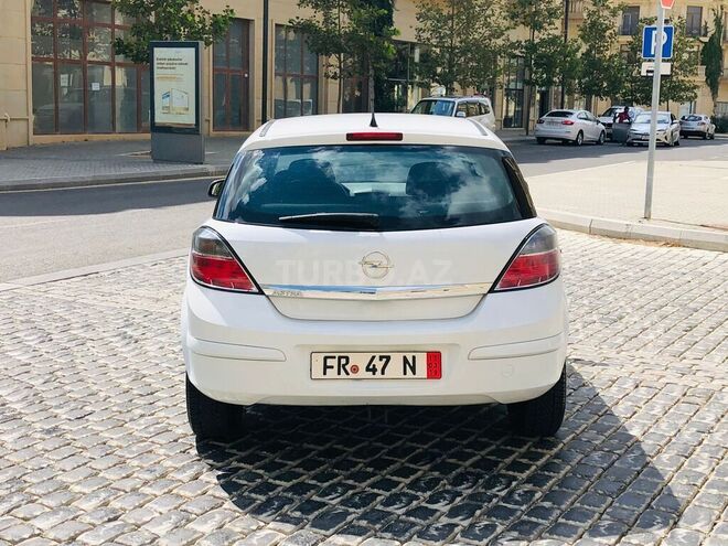 Opel Astra 2008, 165,000 km - 1.4 l - Bakı