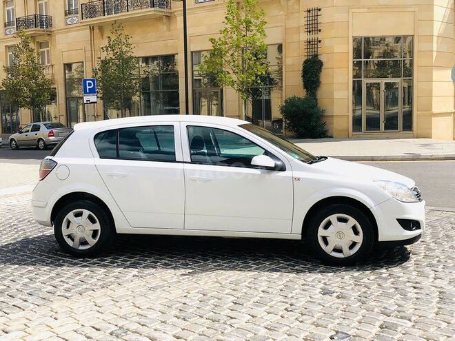 Opel Astra 2008, 165,000 km - 1.4 l - Bakı
