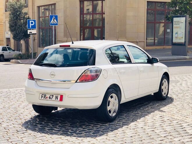 Opel Astra 2008, 165,000 km - 1.4 l - Bakı