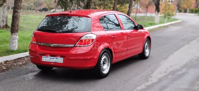 Opel Astra 2006, 125,000 km - 1.4 l - Şəki