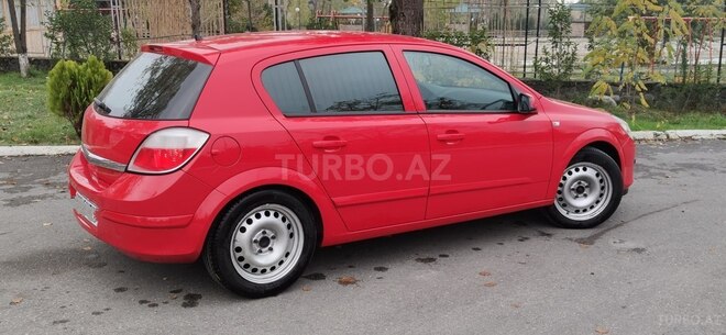 Opel Astra 2006, 125,000 km - 1.4 l - Şəki