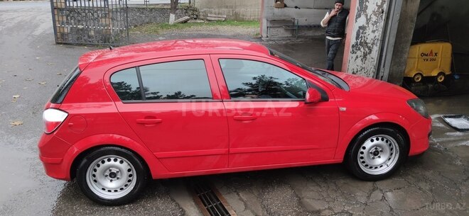 Opel Astra 2006, 125,000 km - 1.4 l - Şəki