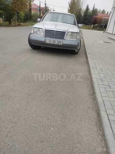 Mercedes E 220 1995, 425,000 km - 2.2 л - Beyləqan