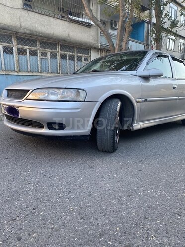 Opel Vectra 1999, 290,000 km - 2.0 л - Bakı