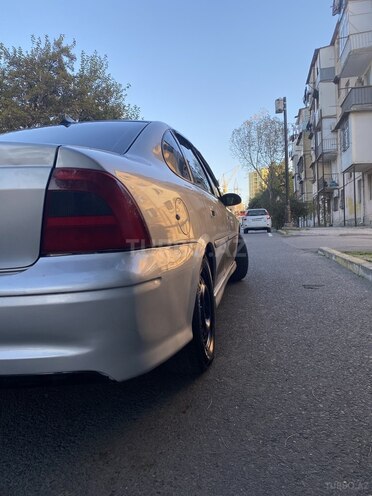Opel Vectra 1999, 290,000 km - 2.0 л - Bakı
