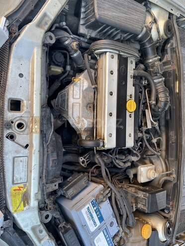 Opel Vectra 1999, 290,000 km - 2.0 л - Bakı