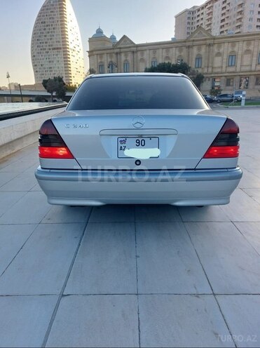 Mercedes C 240 1998, 272,000 km - 2.4 l - Bakı