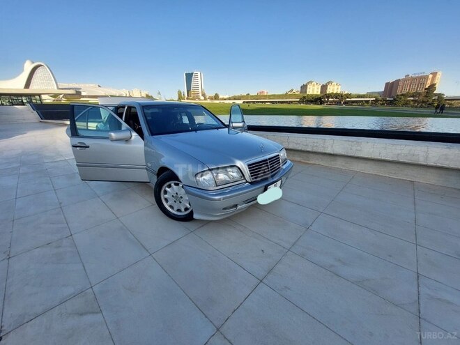 Mercedes C 240 1998, 272,000 km - 2.4 l - Bakı
