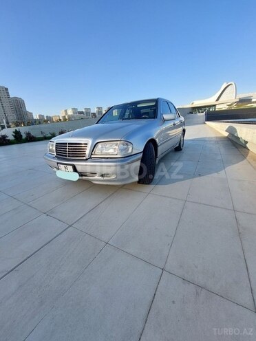Mercedes C 240 1998, 272,000 km - 2.4 l - Bakı