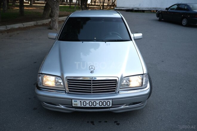 Mercedes C 220 1998, 296,543 km - 2.2 l - Bakı