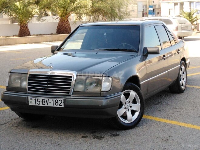 Mercedes E 230 1990, 392,400 km - 2.3 л - Bakı