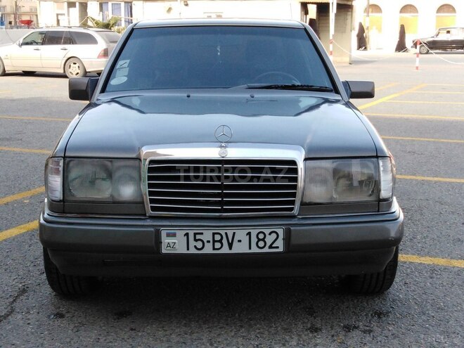 Mercedes E 230 1990, 392,400 km - 2.3 л - Bakı