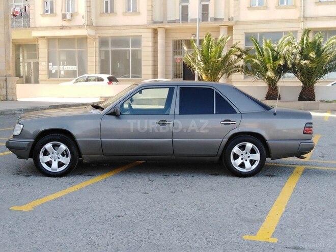 Mercedes E 230 1990, 392,400 km - 2.3 л - Bakı