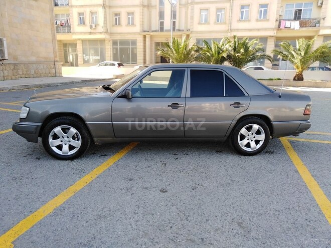 Mercedes E 230 1990, 392,400 km - 2.3 л - Bakı