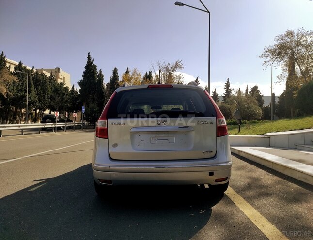 Hyundai i30 2008, 250,000 km - 1.6 л - Bakı