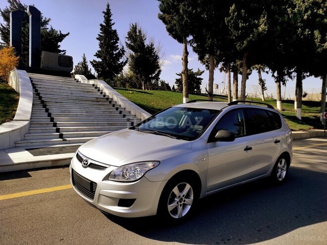 Hyundai i30 2008, 250,000 km - 1.6 л - Bakı