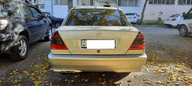 Mercedes C 240 1998, 306,000 km - 2.4 л - Bakı