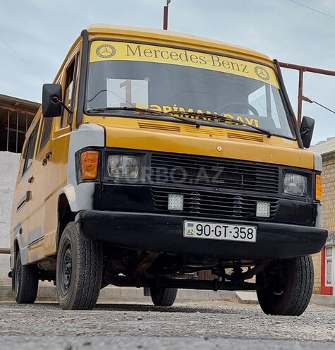 Mercedes 208 D 1994, 200,000 km - 2.3 л - Bakı