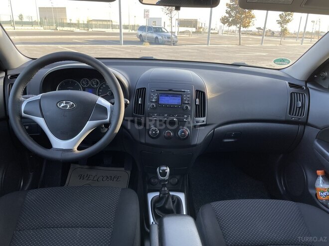 Hyundai i30 2009, 202,000 km - 1.6 л - Bakı