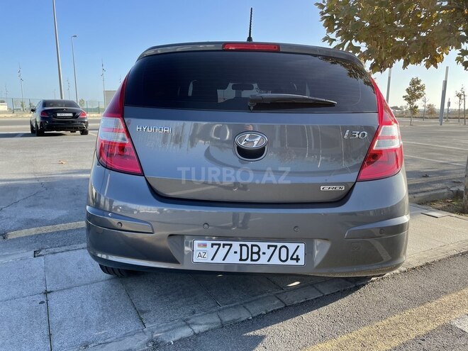 Hyundai i30 2009, 202,000 km - 1.6 л - Bakı