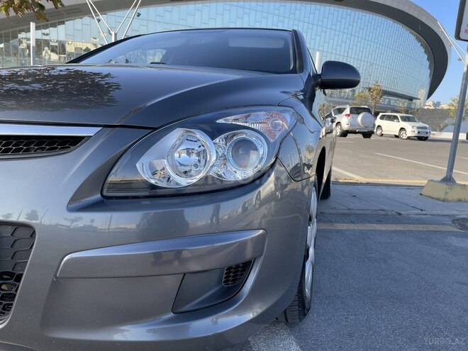 Hyundai i30 2009, 202,000 km - 1.6 л - Bakı