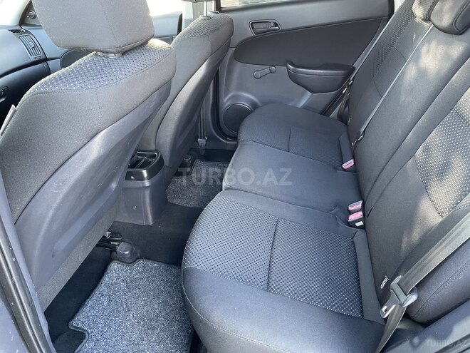 Hyundai i30 2009, 202,000 km - 1.6 л - Bakı