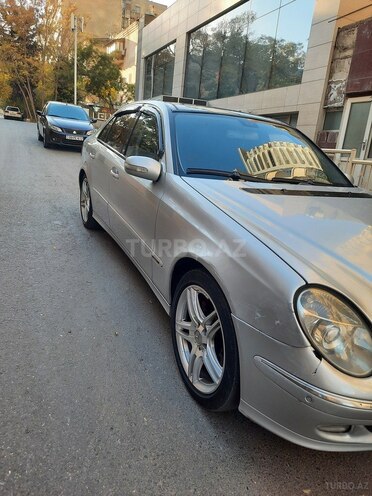Mercedes E 270 2002, 463,000 km - 2.7 l - Bakı