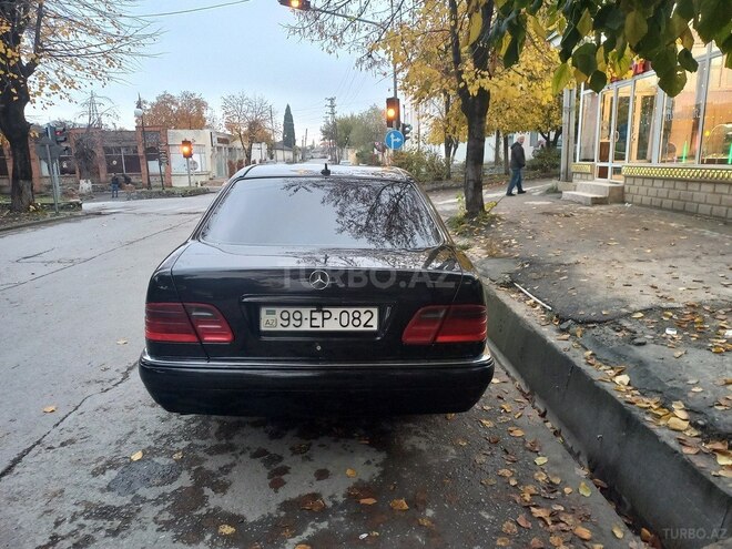 Mercedes E 200 1997, 450,000 km - 2.0 l - Şəki