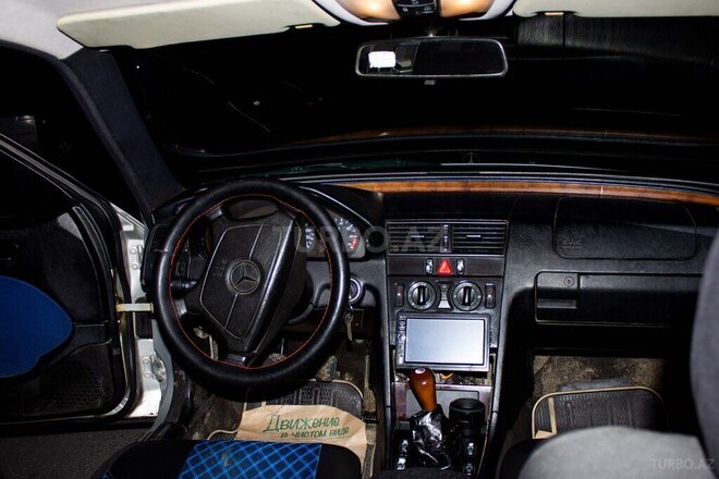 Mercedes C 180 1997, 49,000 km - 1.8 l - Bakı