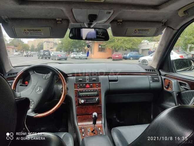 Mercedes E 320 1999, 312,182 km - 3.2 л - Bakı