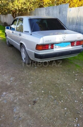 Mercedes 190 1991, 250,000 km - 2.3 l - Sabirabad