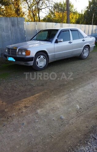Mercedes 190 1991, 250,000 km - 2.3 l - Sabirabad
