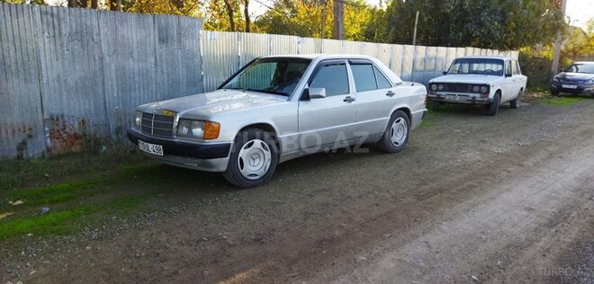 Mercedes 190 1991, 250,000 km - 2.3 l - Sabirabad