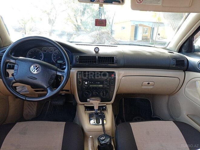 Volkswagen Passat 2001, 380,000 km - 1.8 l - Saatlı