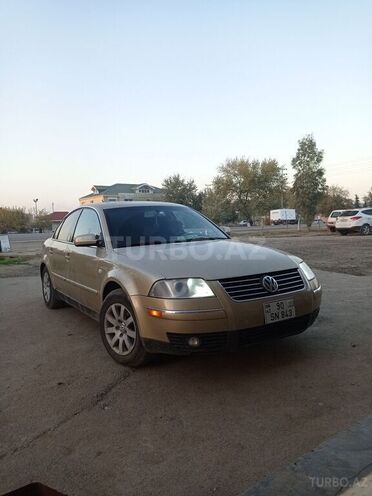 Volkswagen Passat 2001, 380,000 km - 1.8 l - Saatlı