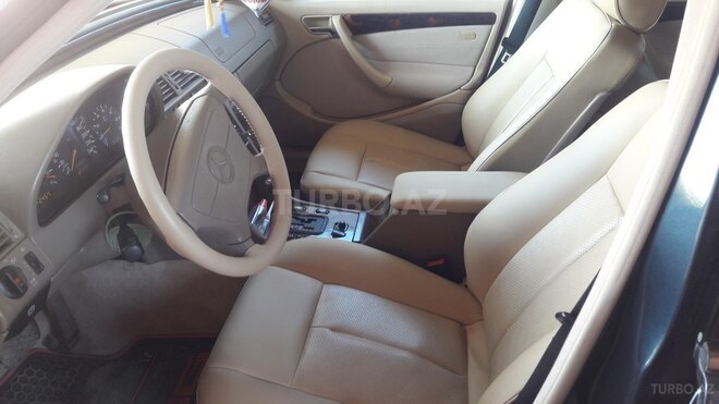Mercedes C 200 1998, 298,983 km - 2.0 л - Biləsuvar