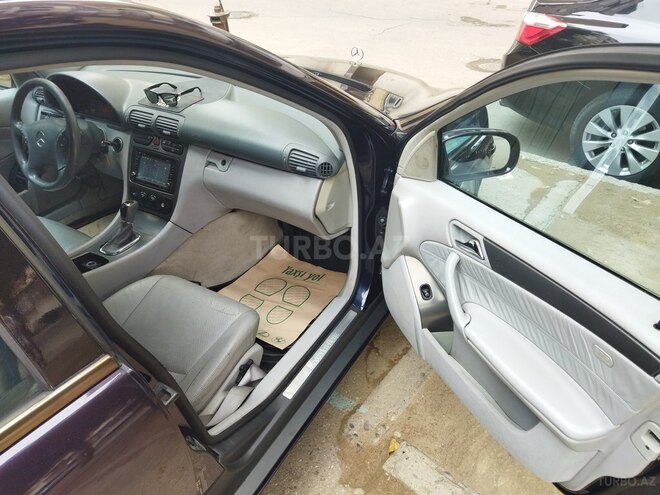 Mercedes C 240 2002, 232,000 km - 2.6 l - Bakı