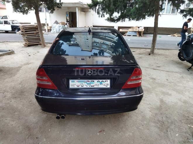 Mercedes C 240 2002, 232,000 km - 2.6 l - Bakı