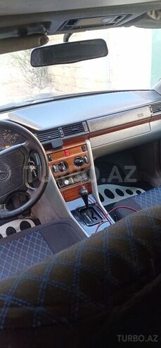 Mercedes 300 D 1994, 591,952 km - 3.0 л - Bakı