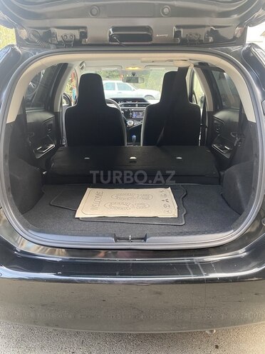 Toyota Prius C 2017, 89,000 km - 1.5 л - Bakı